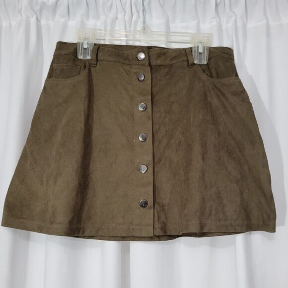 Harmony and havoc green suede skirt - Picture 2 of 7